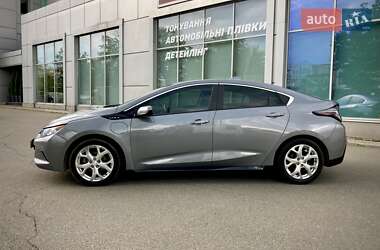 Хетчбек Chevrolet Volt 2018 в 