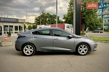 Хетчбек Chevrolet Volt 2018 в 