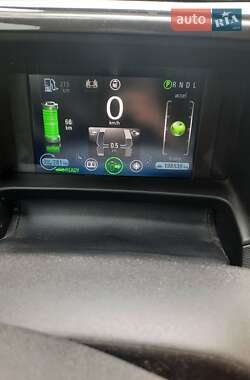 Хэтчбек Chevrolet Volt 2012 в 