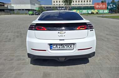 Хэтчбек Chevrolet Volt 2015 в 