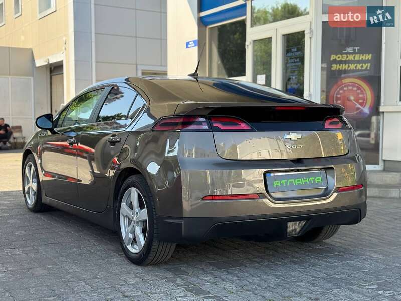 Хэтчбек Chevrolet Volt 2014 в Одессе