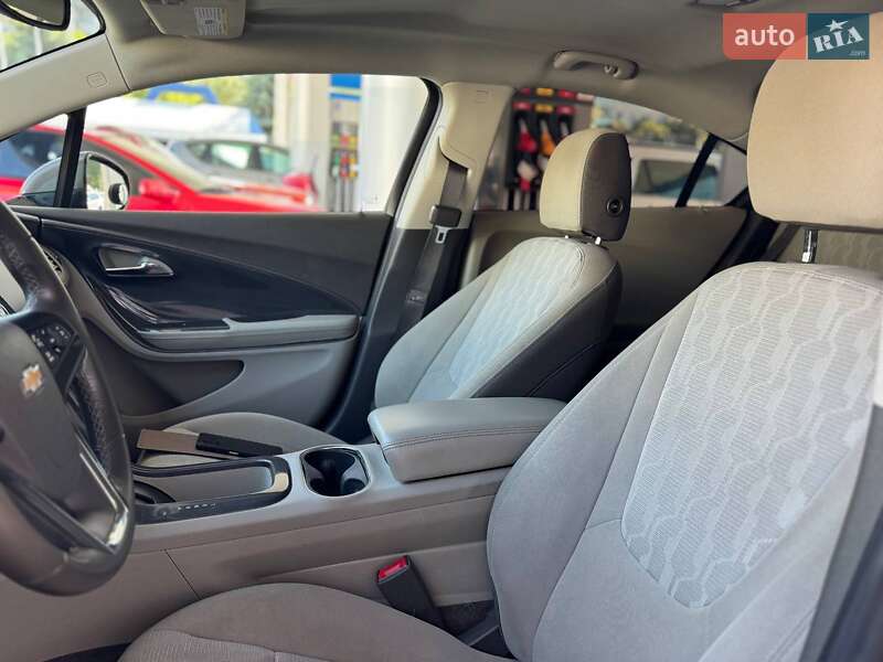 Хэтчбек Chevrolet Volt 2014 в Одессе