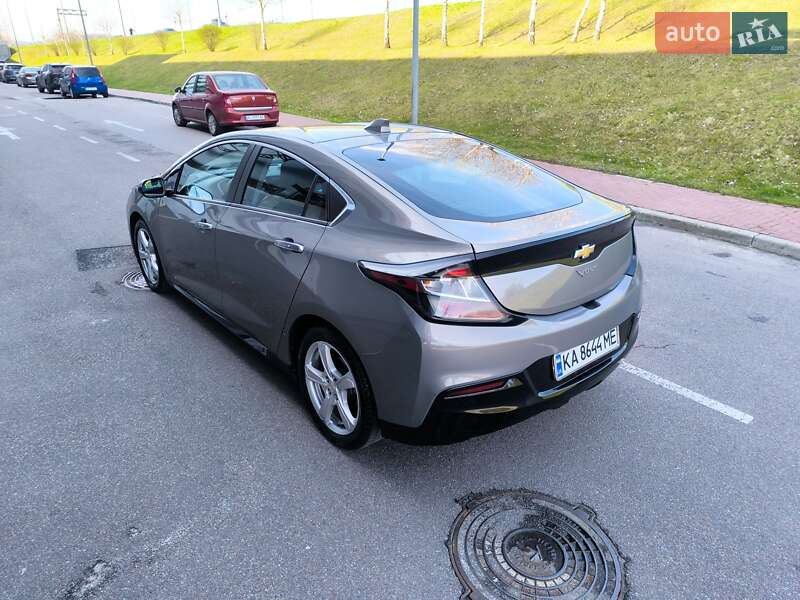 Хетчбек Chevrolet Volt 2017 в Києві