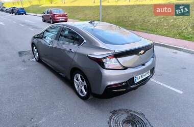 Хэтчбек Chevrolet Volt 2017 в 