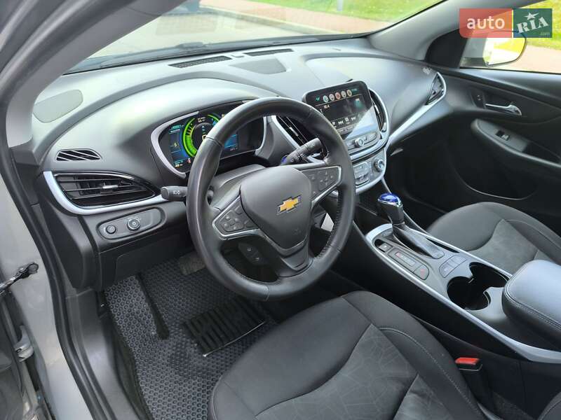 Хетчбек Chevrolet Volt 2017 в Києві