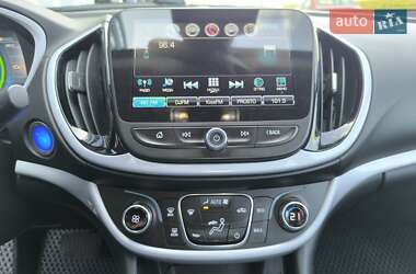 Хэтчбек Chevrolet Volt 2017 в 