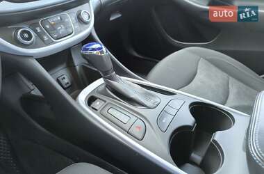 Хэтчбек Chevrolet Volt 2017 в 