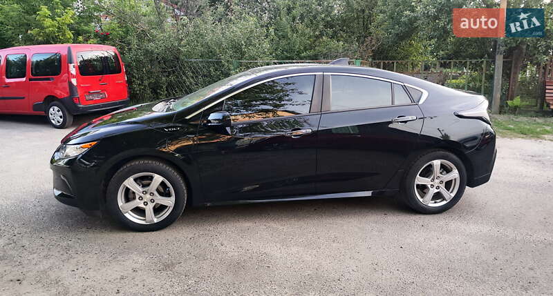 Хэтчбек Chevrolet Volt 2019 в Новых Санжарах
