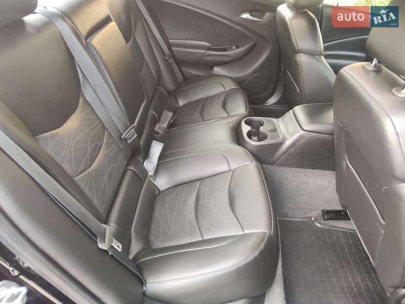 Хэтчбек Chevrolet Volt 2019 в Новых Санжарах