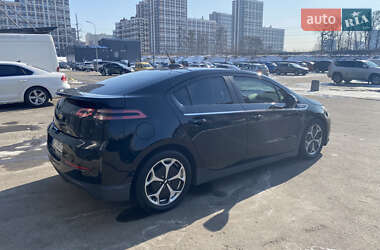 Хэтчбек Chevrolet Volt 2015 в 