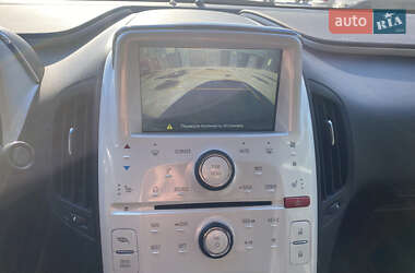 Хэтчбек Chevrolet Volt 2015 в 