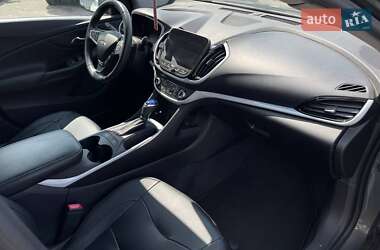 Хэтчбек Chevrolet Volt 2017 в 