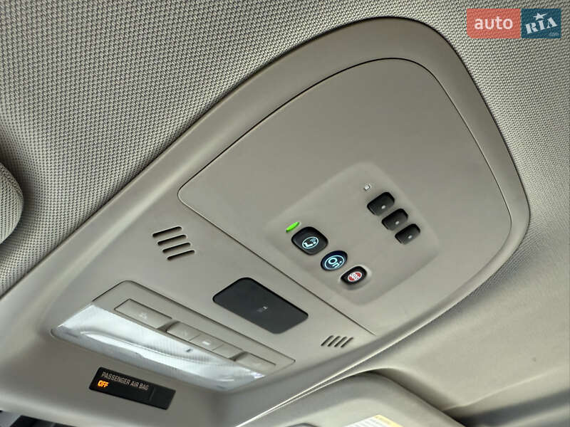 Хетчбек Chevrolet Volt 2015 в Києві