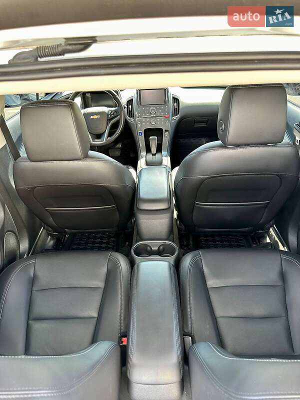 Хэтчбек Chevrolet Volt 2015 в Хмельницком