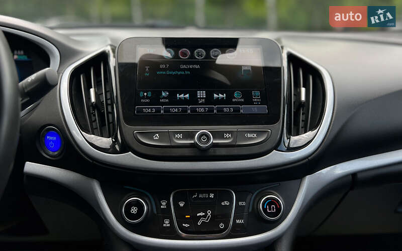 Хэтчбек Chevrolet Volt 2015 в Львове