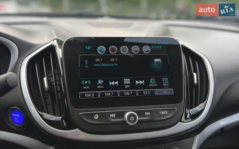 Хэтчбек Chevrolet Volt 2015 в Львове