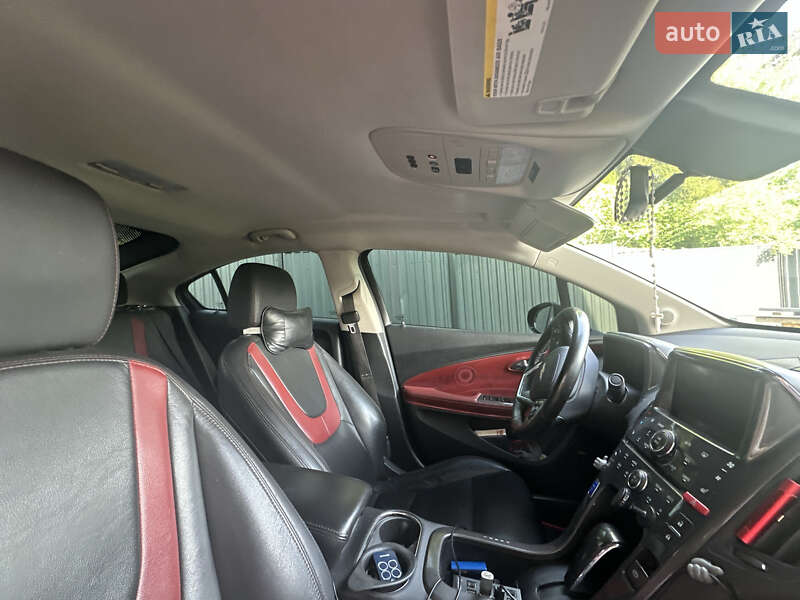 Хетчбек Chevrolet Volt 2012 в Львові