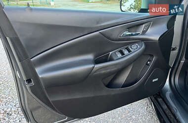 Хэтчбек Chevrolet Volt 2017 в 