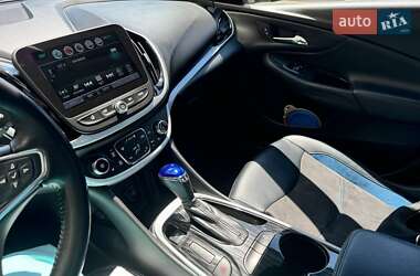 Хэтчбек Chevrolet Volt 2016 в 