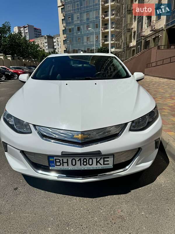 Хэтчбек Chevrolet Volt 2016 в Одессе
