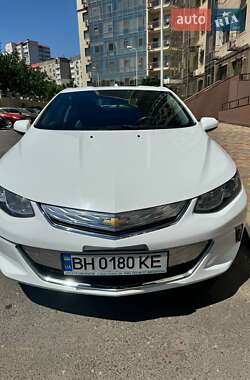 Хэтчбек Chevrolet Volt 2016 в 