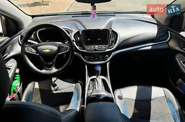 Хэтчбек Chevrolet Volt 2016 в 