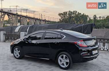 Хэтчбек Chevrolet Volt 2018 в 