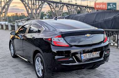 Хэтчбек Chevrolet Volt 2018 в 