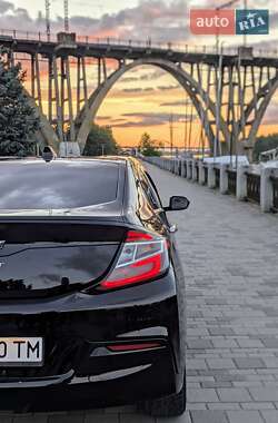Хэтчбек Chevrolet Volt 2018 в 