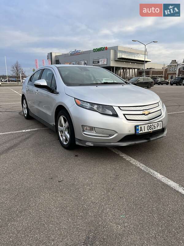 Хэтчбек Chevrolet Volt 2014 в Киеве