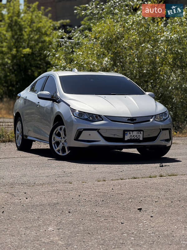 Хэтчбек Chevrolet Volt 2016 в Калуше фото 3 Хэтчбек Chevrolet Volt 2016 в Калуше