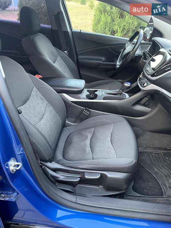 Хэтчбек Chevrolet Volt 2016 в Измаиле фото 12 Хэтчбек Chevrolet Volt 2016 в Измаиле