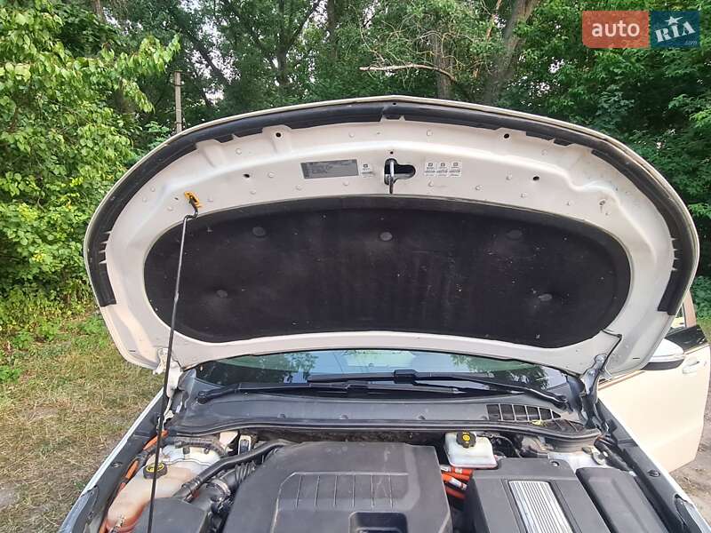 Хэтчбек Chevrolet Volt 2013 в Черкассах