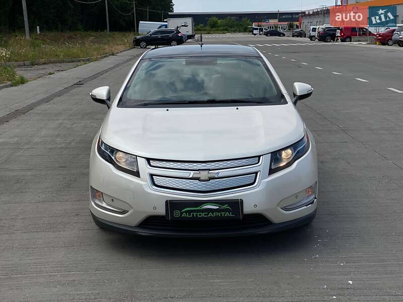 Хэтчбек Chevrolet Volt 2012 в Киеве