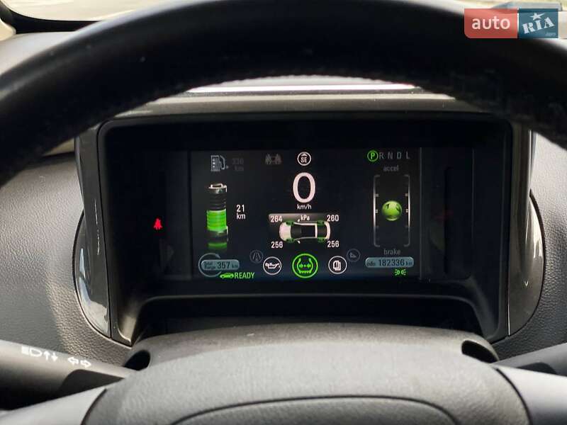 Хэтчбек Chevrolet Volt 2012 в Киеве