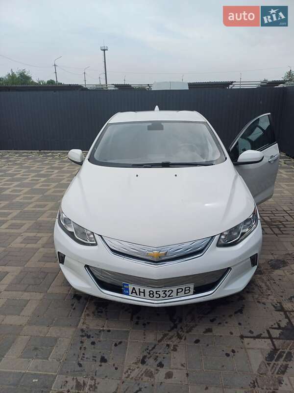 Хэтчбек Chevrolet Volt 2017 в Краматорске