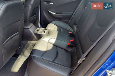Хэтчбек Chevrolet Volt 2016 в 