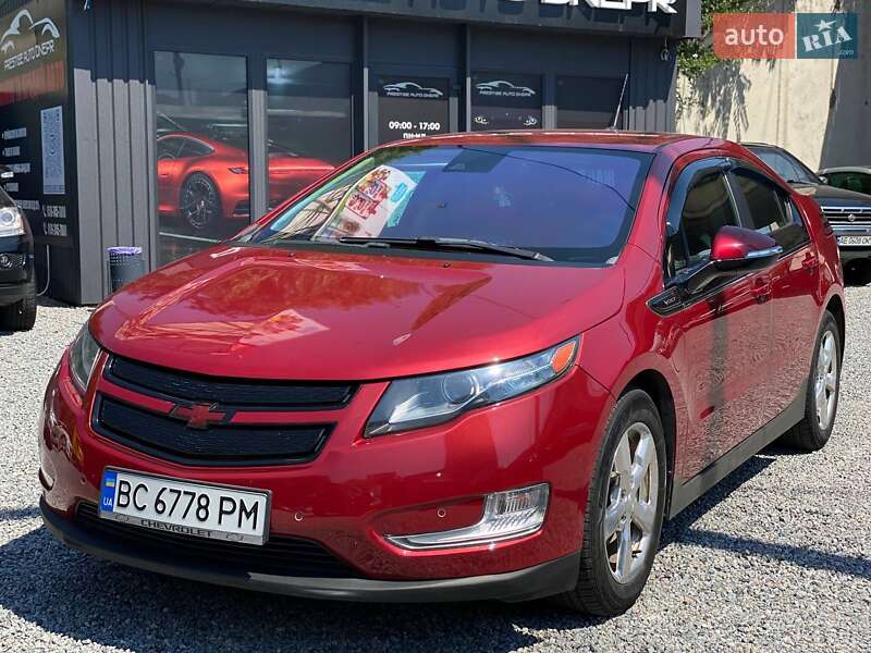 Хэтчбек Chevrolet Volt 2012 в Днепре