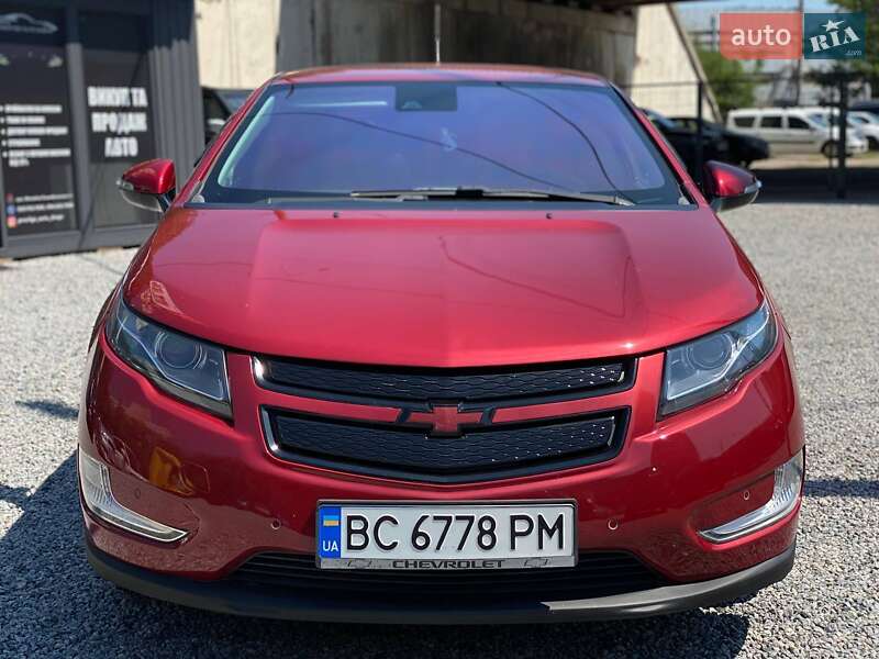Хэтчбек Chevrolet Volt 2012 в Днепре