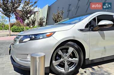 Хэтчбек Chevrolet Volt 2010 в 