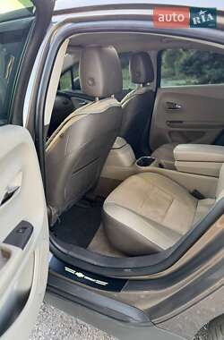 Хэтчбек Chevrolet Volt 2014 в 