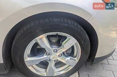 Хетчбек Chevrolet Volt 2011 в 