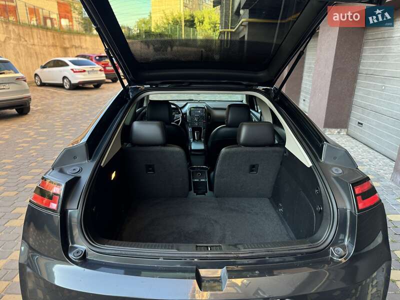 Хэтчбек Chevrolet Volt 2015 в Виннице