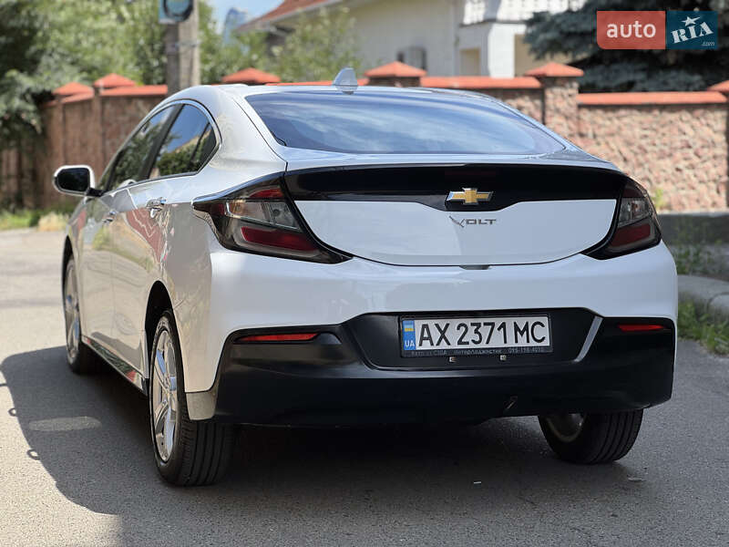 Хетчбек Chevrolet Volt 2017 в Києві