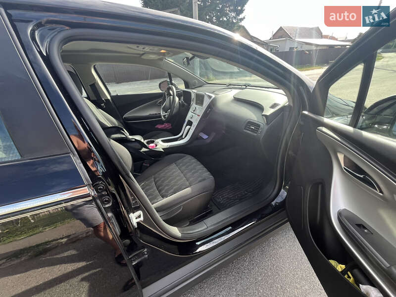 Хэтчбек Chevrolet Volt 2012 в Боярке