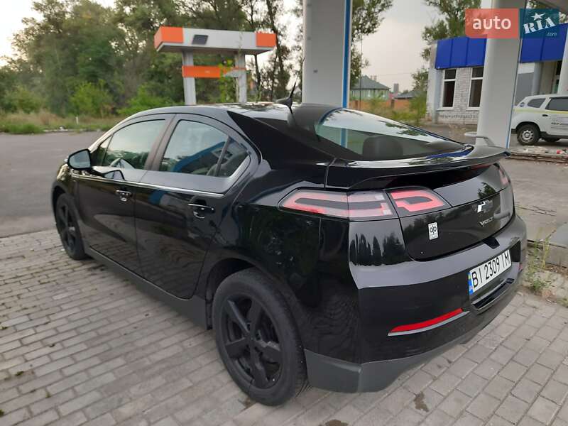 Хэтчбек Chevrolet Volt 2011 в Кременчуге