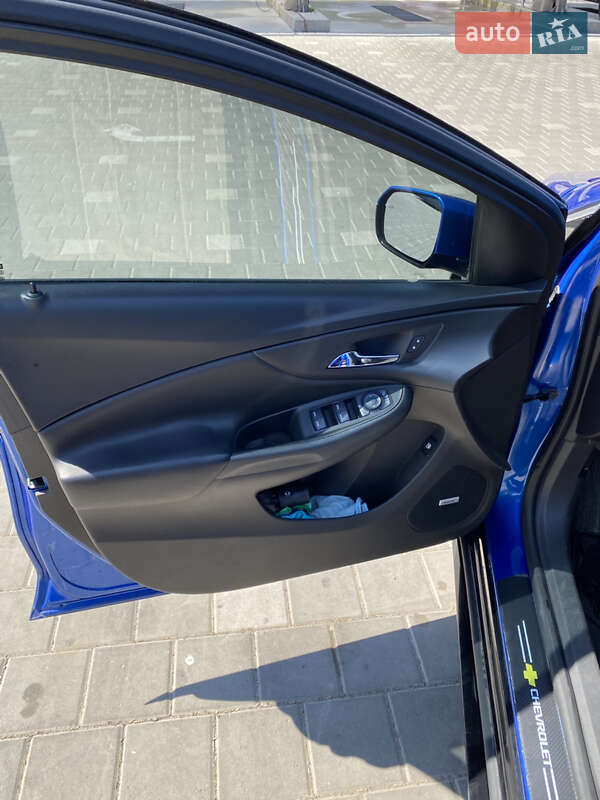 Хэтчбек Chevrolet Volt 2015 в Черкассах