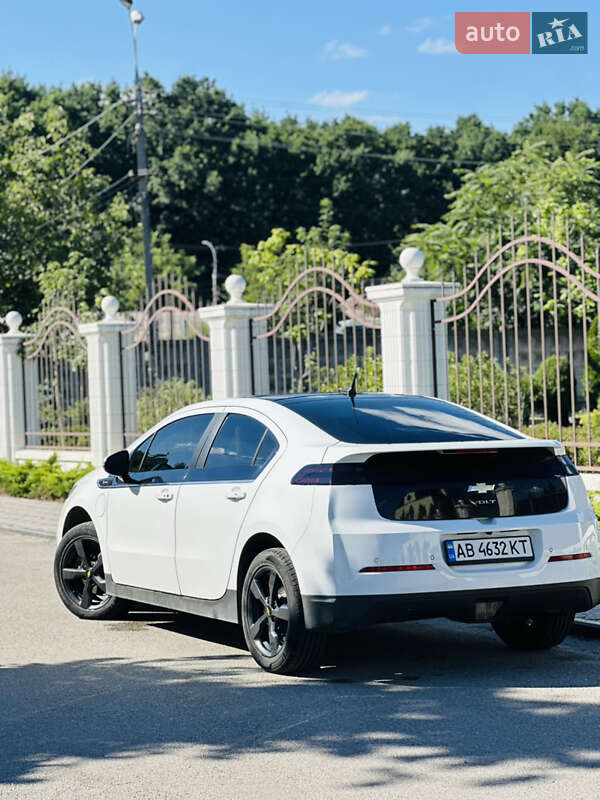 Хэтчбек Chevrolet Volt 2012 в Виннице