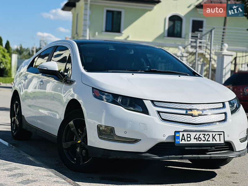 Хэтчбек Chevrolet Volt 2012 в Виннице