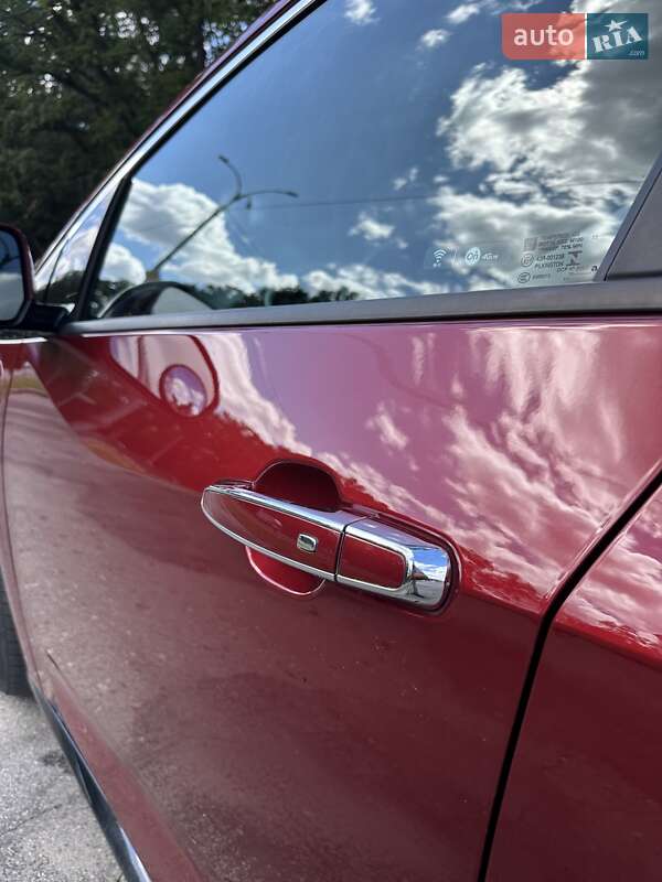 Хэтчбек Chevrolet Volt 2016 в Киеве